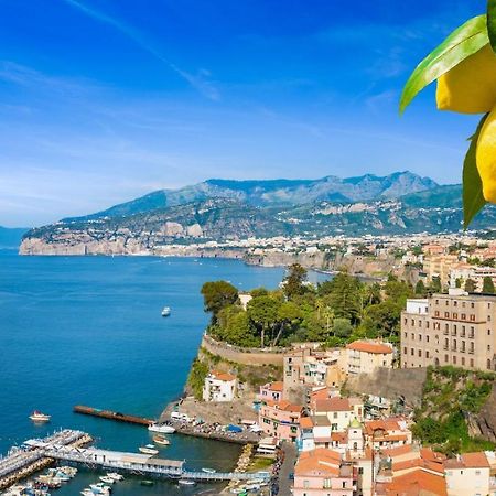 ホテルSun And Sea Vacation ソレント エクステリア 写真